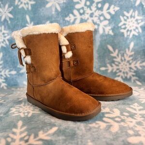 Cozy Light Brown Fleece-Lined Suede Winter Boots